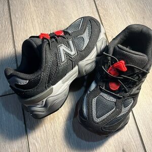 Brand new boys new balance 9060 sneakers size 10 black and grey easy-on